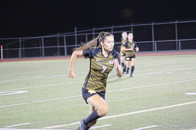 New-look Thomas Jefferson girls soccer team building momentum