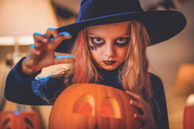 3098665_web1_web-halloween