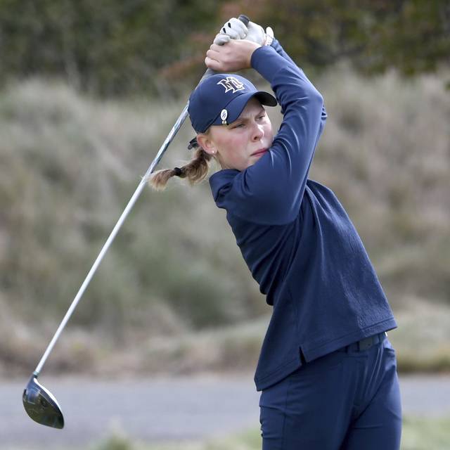 Mt. Lebanon’s Lindsey Powanda conquers Oakmont, wins school’s first WPIAL girls golf title<span class="headline-video">Video <i class="fa-solid fa-circle-play"></i></span>