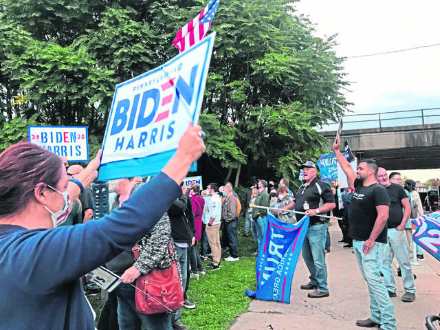 3108894_web1_gtr-BidenWestReax-100220