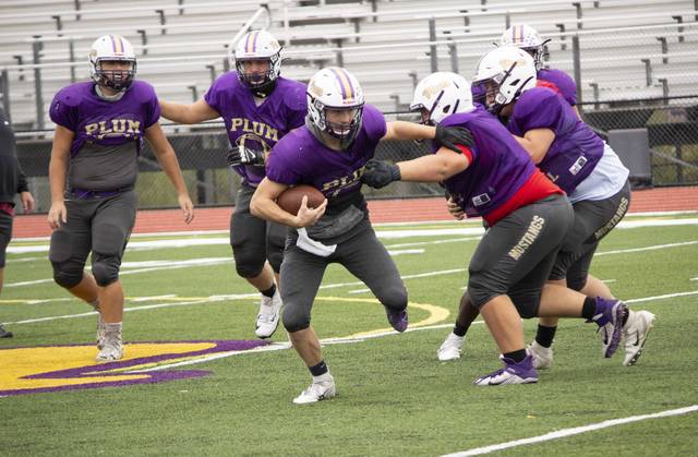 WPIAL Class 4A roundup: No. 4 Plum stays unbeaten with win over Hampton