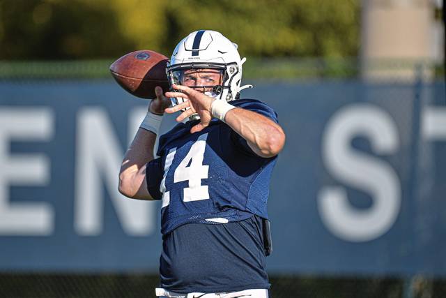 3135737_web1_gtr-PSUfootball08-101620