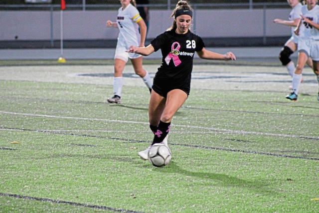 Gateway girls soccer navigates tough stretch of schedule to make playoffs