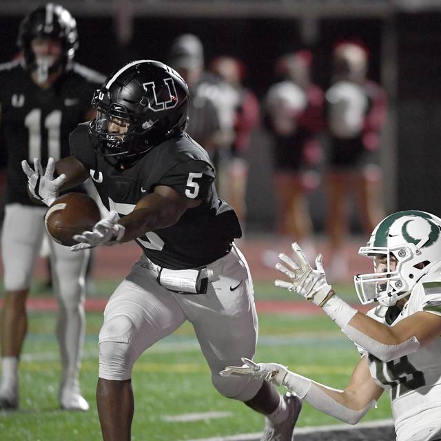 Chick’s Picks makes predictions better than she makes field goals