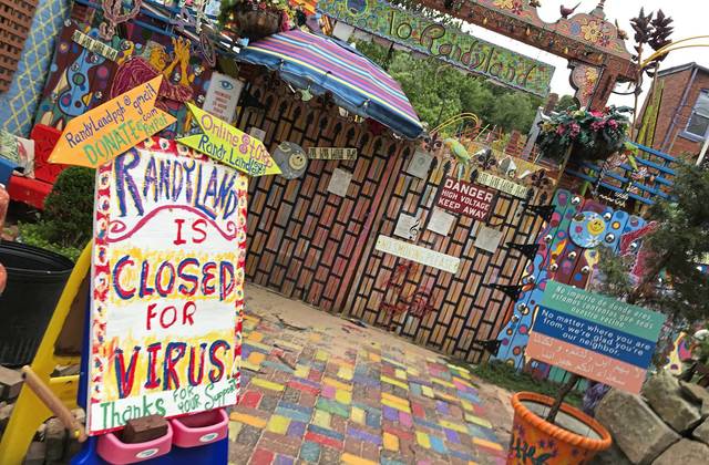 3156326_web1_web-Randyland-FILE