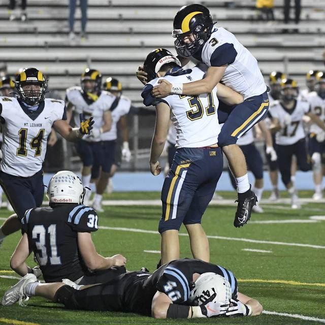 Mt. Lebanon tops Seneca Valley with blocked extra point in overtime
