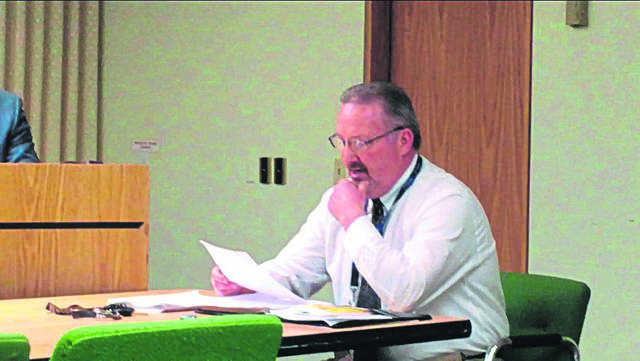 3165929_web1_gtr-waltonapology-041619