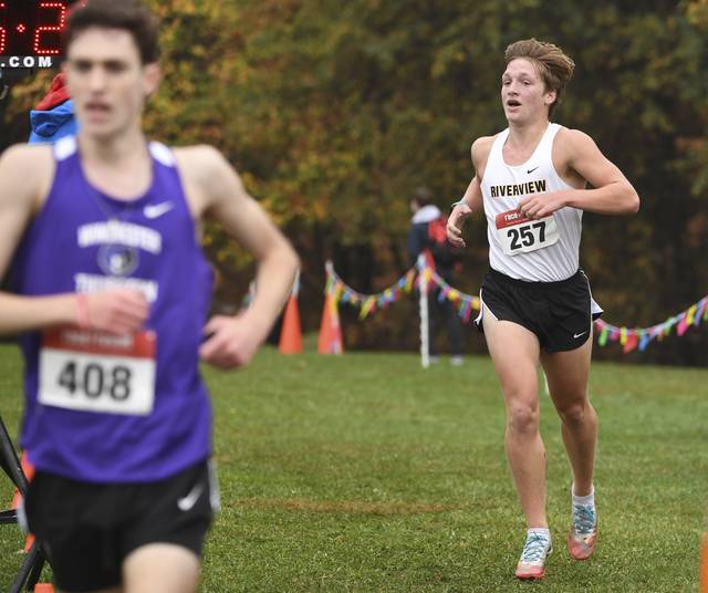 Despite missing out on trip to state meet, Riverview boys proud of 2nd-place finish