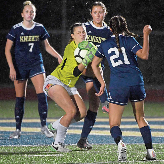 North Allegheny girls soccer looks sharp in shutout win over Norwin