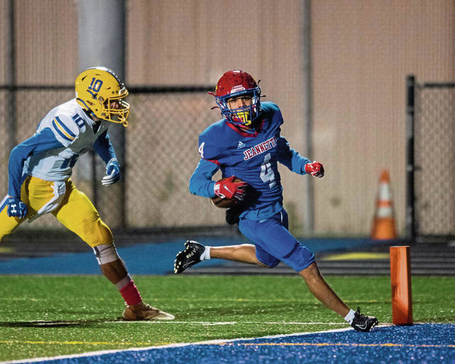 Jeannette makes quick work of Avella in WPIAL Class A opening round