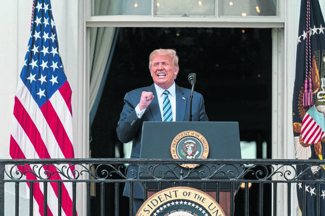 3199199_web1_trumpt