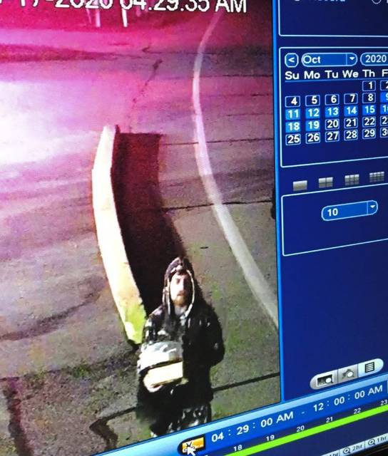 3217620_web1_DQ-Suspect