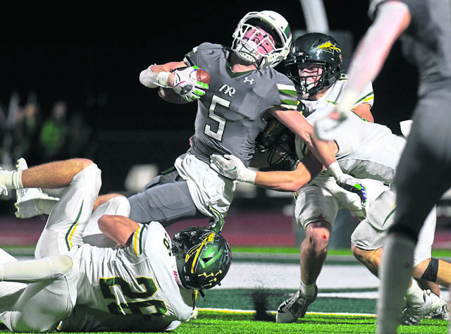 Potent Pine-Richland offense, star-studded Peters Township secondary meet in Class 5A finals