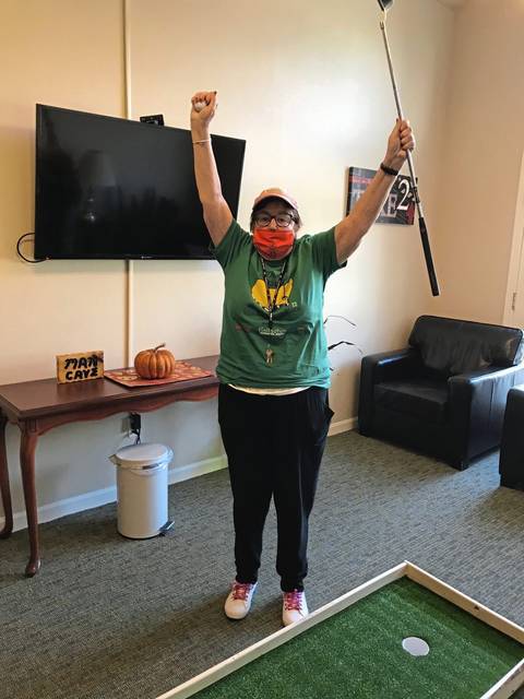 3227779_web1_php-APgolfevent01-111920