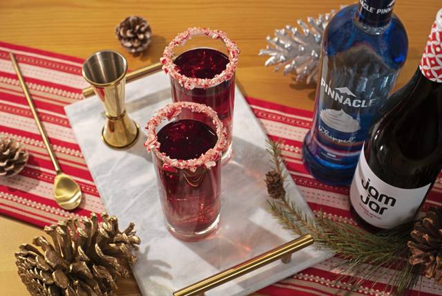 3239841_web1_GTR-COCKTAIL-PEPPERMINT
