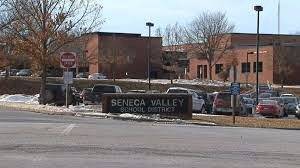 3239855_web1_WEB-seneca-valley