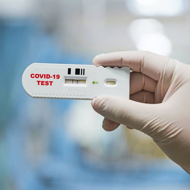 3239950_web1_covid-test