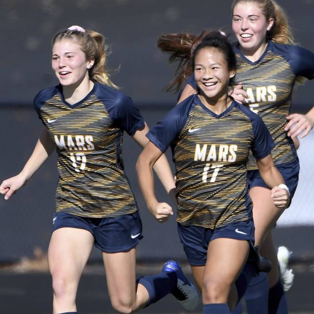 Mars soccer teams look to cap undefeated seasons at PIAA championships