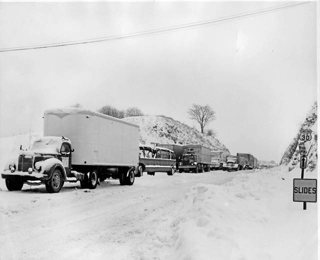 3261612_web1_gtr-snow1950_1-112420