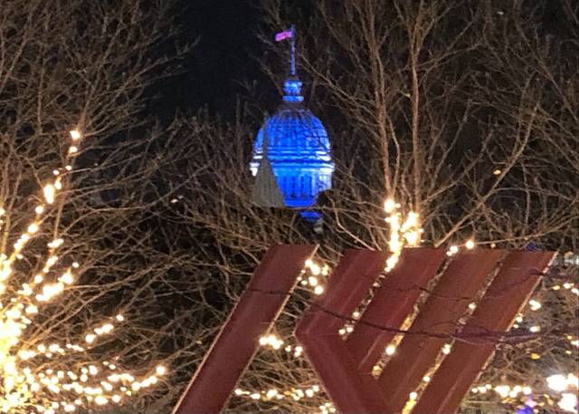 3263762_web1_gtr-oa-lights7-111420