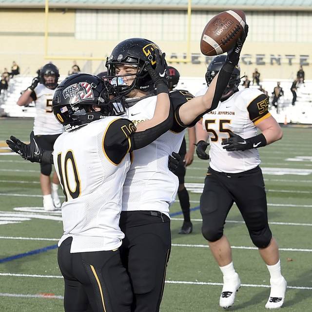 Thomas Jefferson’s McClain Flinn shows flair for dramatic