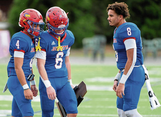 2 interception returns lift Steelton-Highspire past Jeannette in PIAA Class A football final<span class="headline-video">Video <i class="fa-solid fa-circle-play"></i></span>