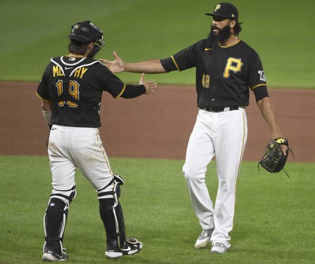 3279991_web1_ptr-Bucs11-090520