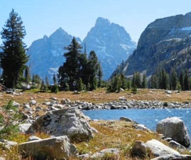 3264396_web1_Lake-Solitude2