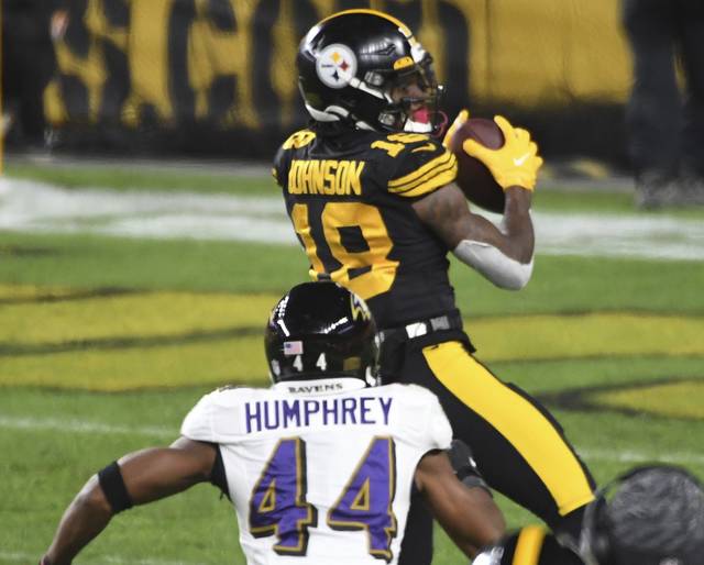 3290895_web1_ptr-SteelersRavens07-120320