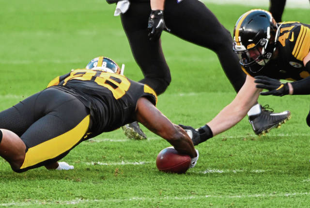 3290895_web1_ptr-SteelersRavens21-120320