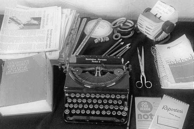 3295734_web1_WEB-old-newspaper-items 3295734_web1_WEB-old-newspaper-items