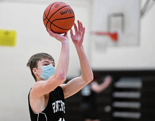 Riverview boys basketball expects to contend when team gets to full strength