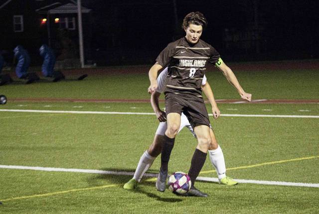 Highlands’ Gabe Norris commits to Robert Morris University