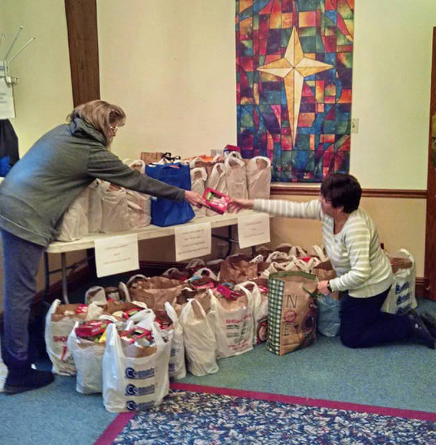 3310799_web1_pal-foodpantrydonation01a-121720