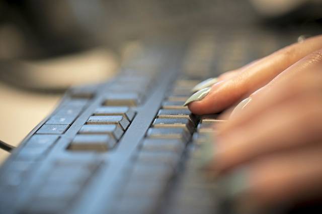 3318496_web1_web-computer-2