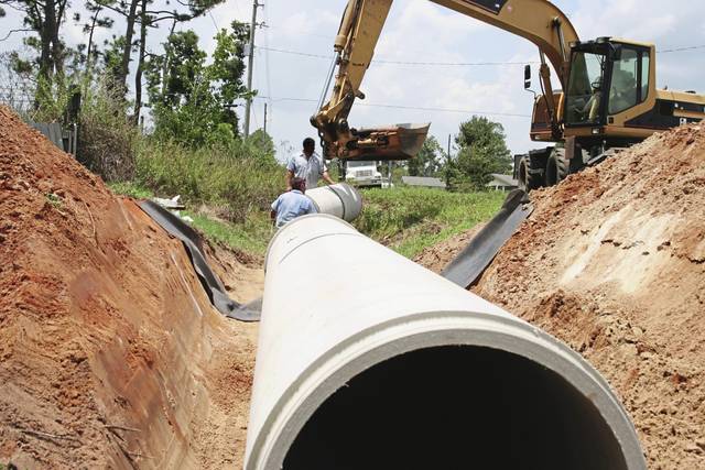 3323107_web1_Web-sewer
