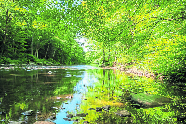 3331540_web1_vnd-riverofYear-122119