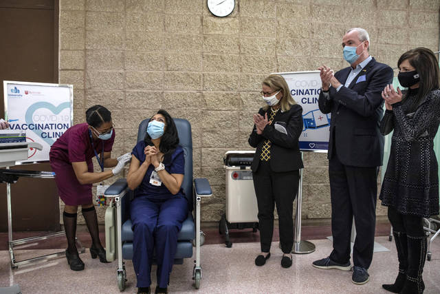 U.S. vaccinations ramp up as 2nd covid-19 shot nears