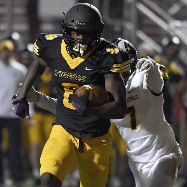 WPIAL’s 2021 football recruits make commitments official by signing early