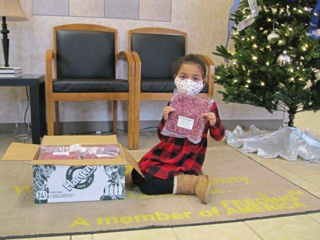 3339492_web1_gtr-ColemanMeatDonate-121820