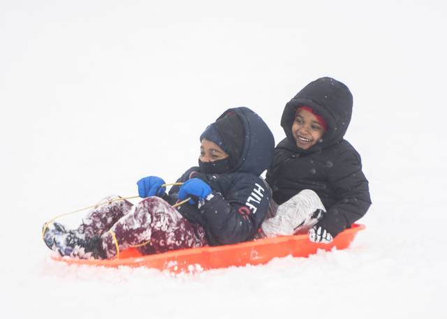 3341469_web1_ptr-PGHsnow002-121820