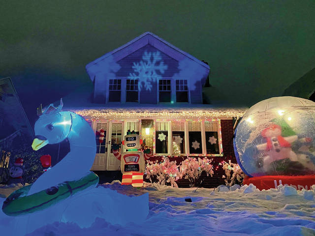 3341666_web1_vnd-xmascontest-122020-6