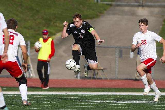 3343005_web1_gtr-gccsoccer-16-111520