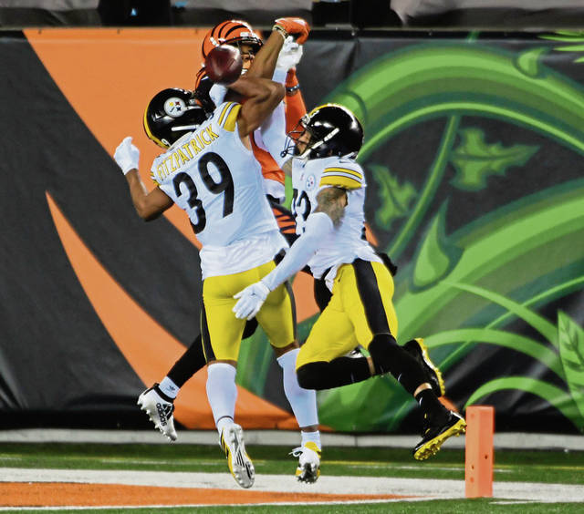 3352842_web1_ptr-SteelersBengals04-122220