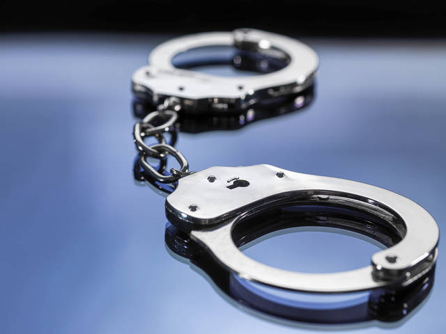 3353908_web1_web-handcuffs-001