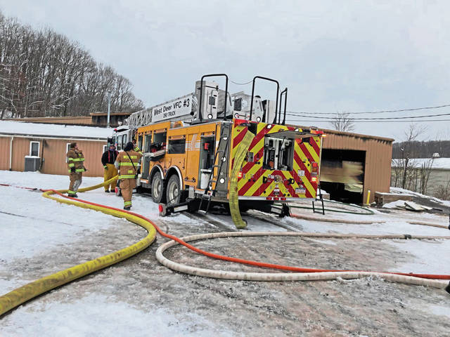 3367243_web1_vnd-westdeerfire2-122720