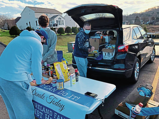 3374734_web1_gtr-FoodDrive-123020