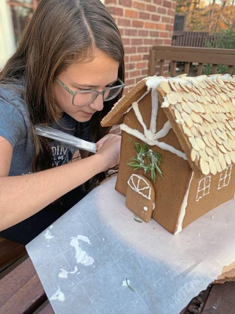 3392000_web1_PTR-Gingerbreadwinner-3