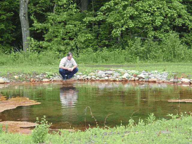 3395574_web1_gtr-BrinkertonAMDpond-010721