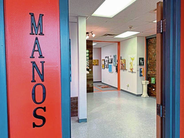 3430411_web1_VND-Manos-6